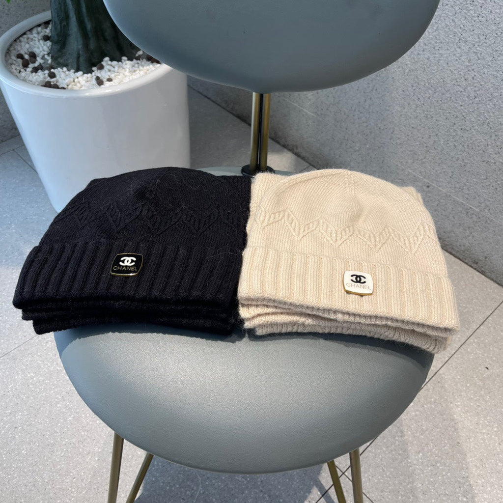 CHANEL WOOL KNIT HAT AND SCARF SET CAMEL BEIGE 420829