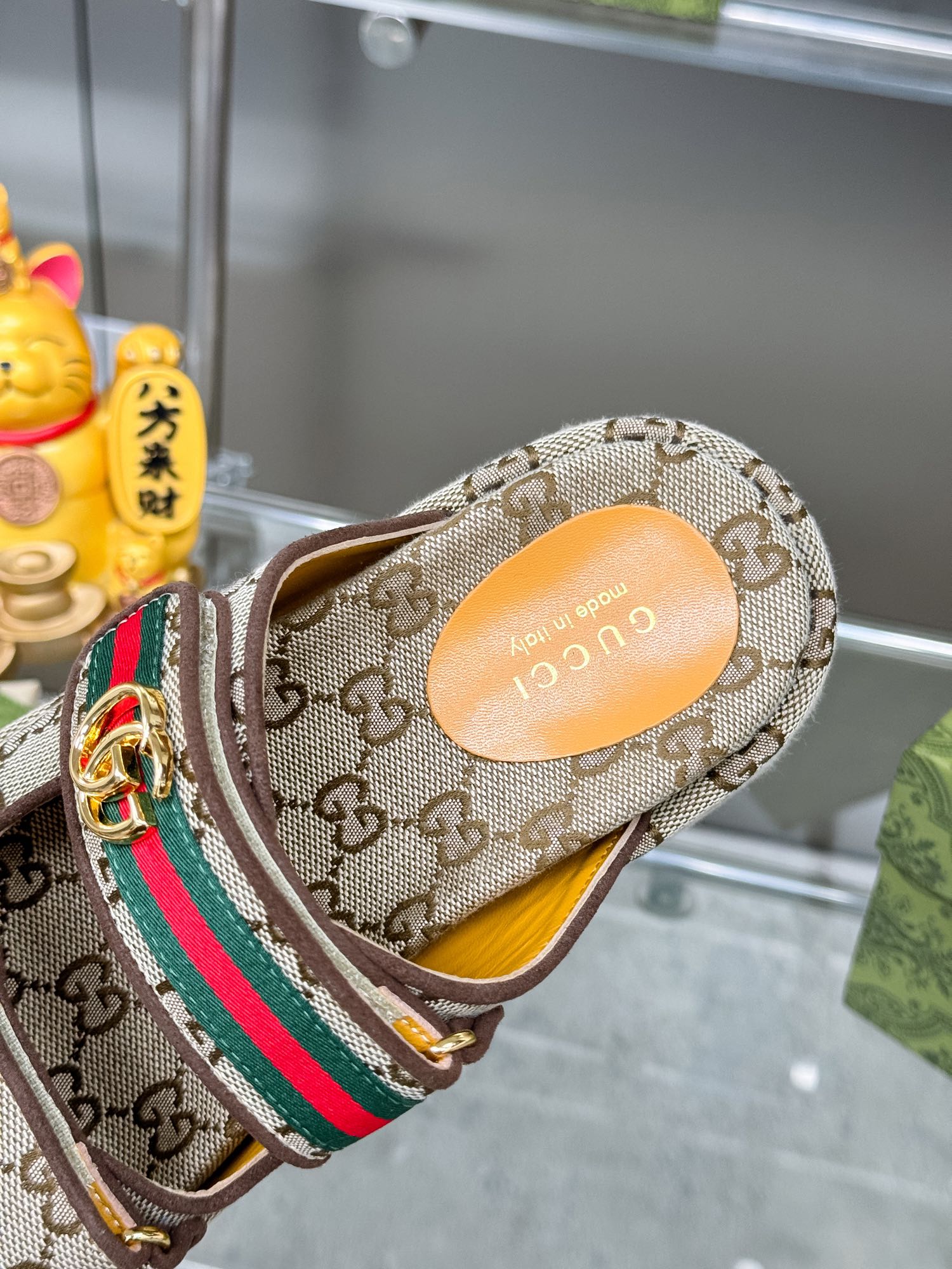 GUCCI SANDALS 22 IN BEIGE FABRIC WITH GOLD HARDWARE