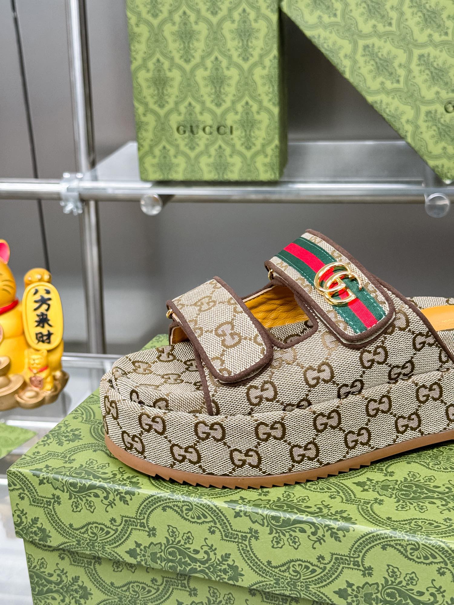 GUCCI SANDALS 22 IN BEIGE FABRIC WITH GOLD HARDWARE