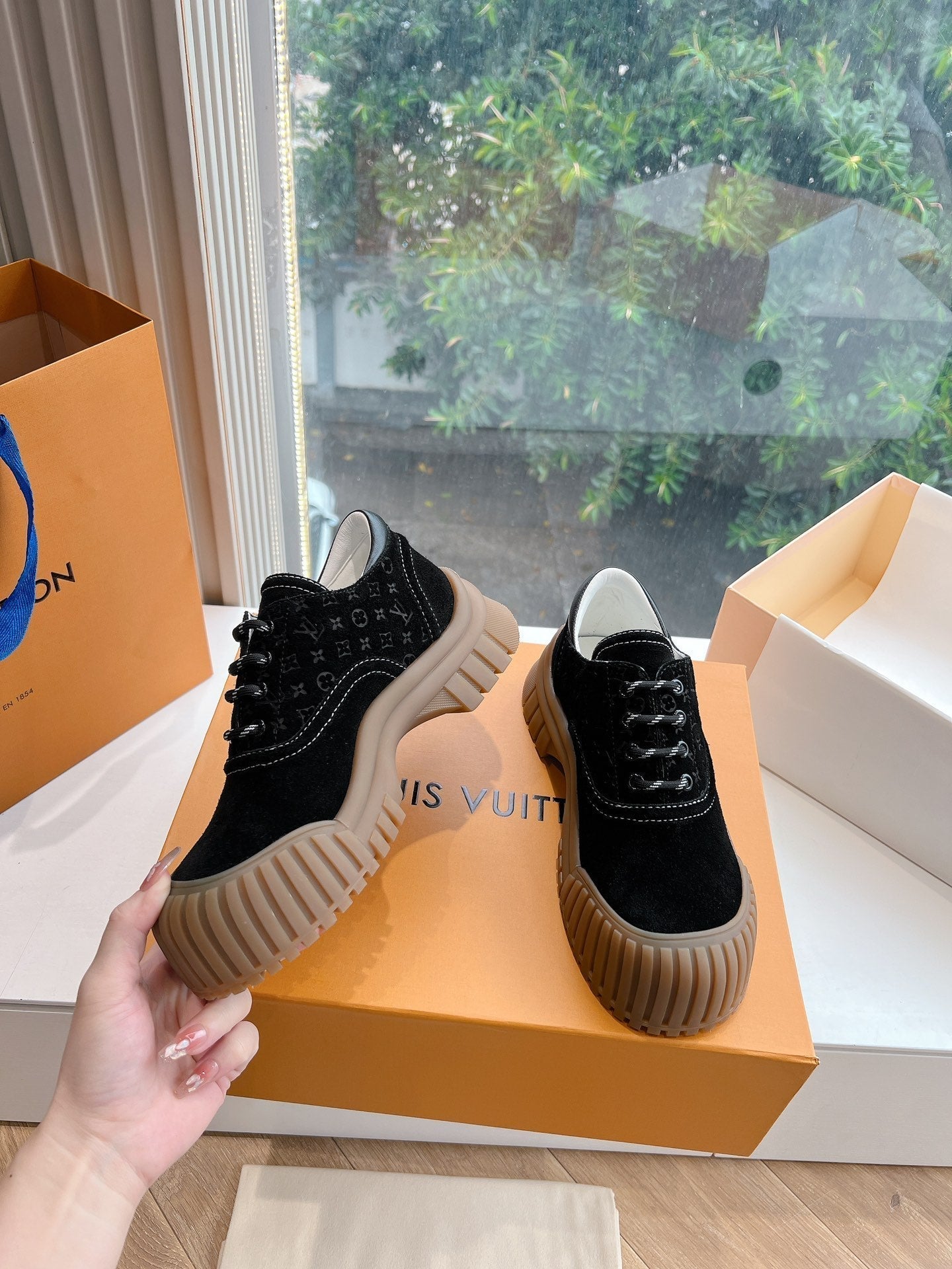 LOUIS VUITTON LV ARCHLIGHT SKATE SNEAKER IN BLACK EMBOSSED SUEDE