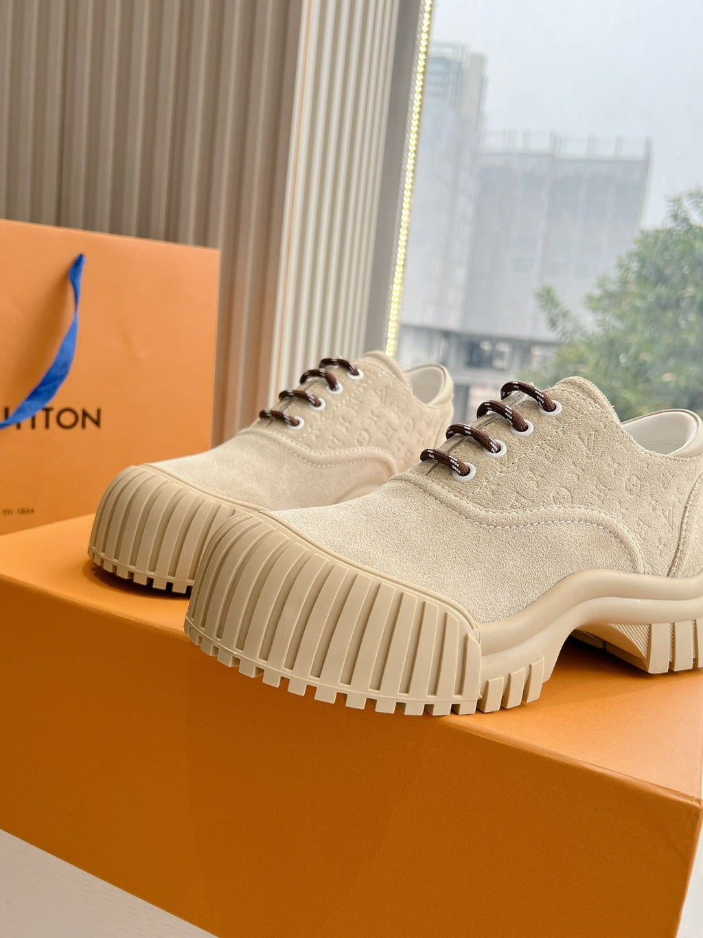 LOUIS VUITTON LV ARCHLIGHT SKATE SNEAKER IN PALE BROWN EMBOSSED SUEDE