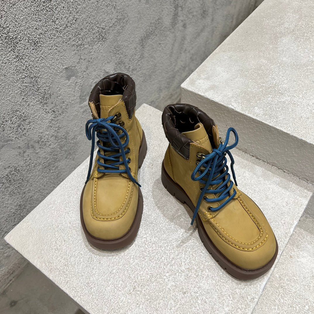 BOTTEGA VENETA HADDOCK LACE-UP ANKLE BOOT IN CIDER BROWN SUEDE