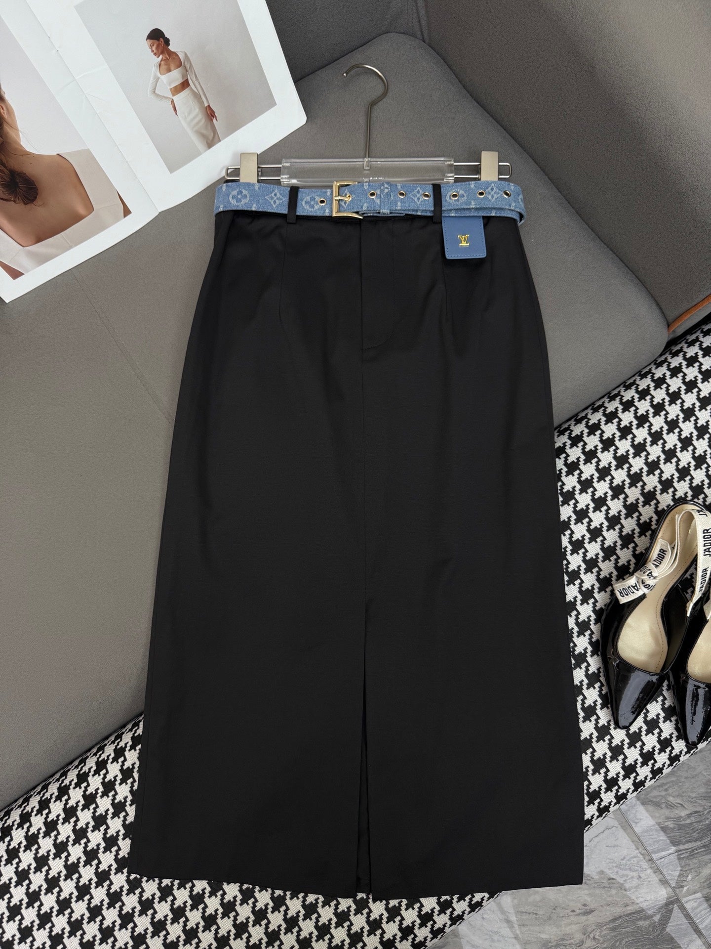 LOUIS VUITTON FRONT-SLIT SKIRT WITH LOGO BELT