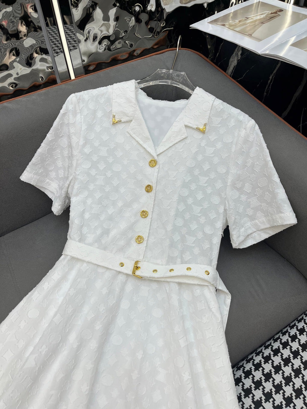 LOUIS VUITTON WHITE SHORT-SLEEVE BELTED BLAZER DRESS
