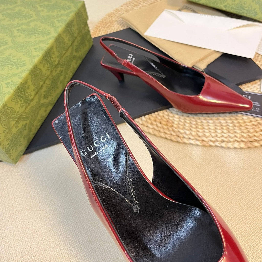 GUCCI Women's G plain leather Logo Slingbacks Currant Red