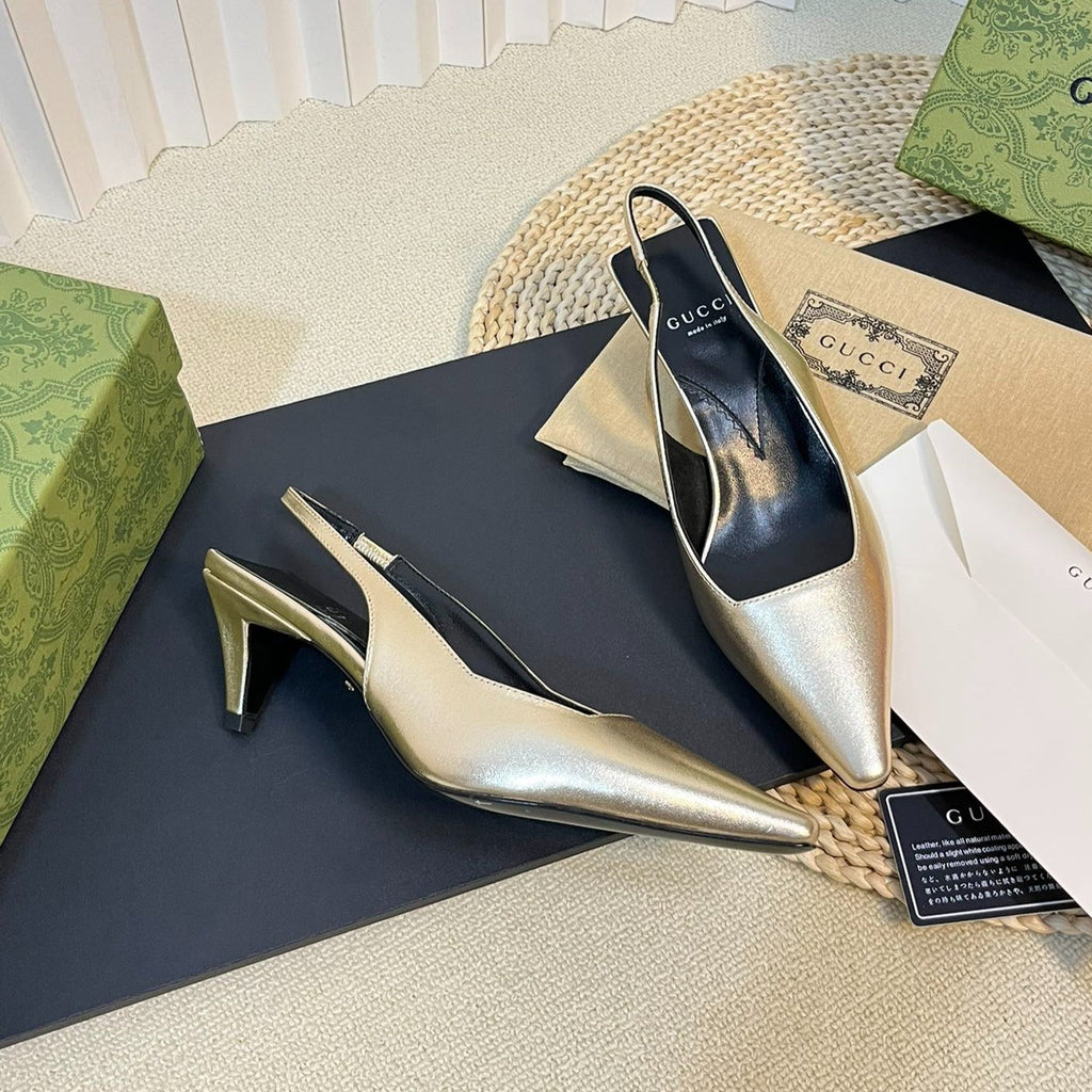 GUCCI Women's G plain leather logo Slingbacks Golden