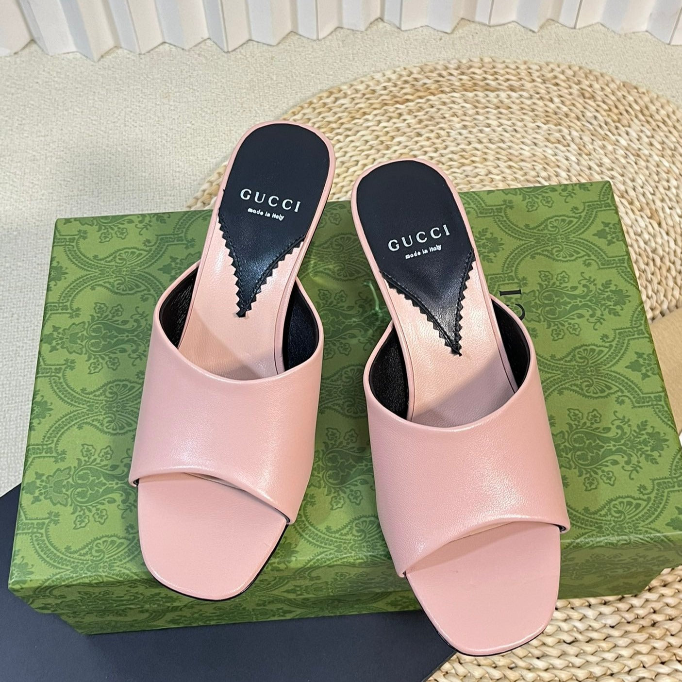 GUCCI Women's Heeled Sandals Pink Pastel