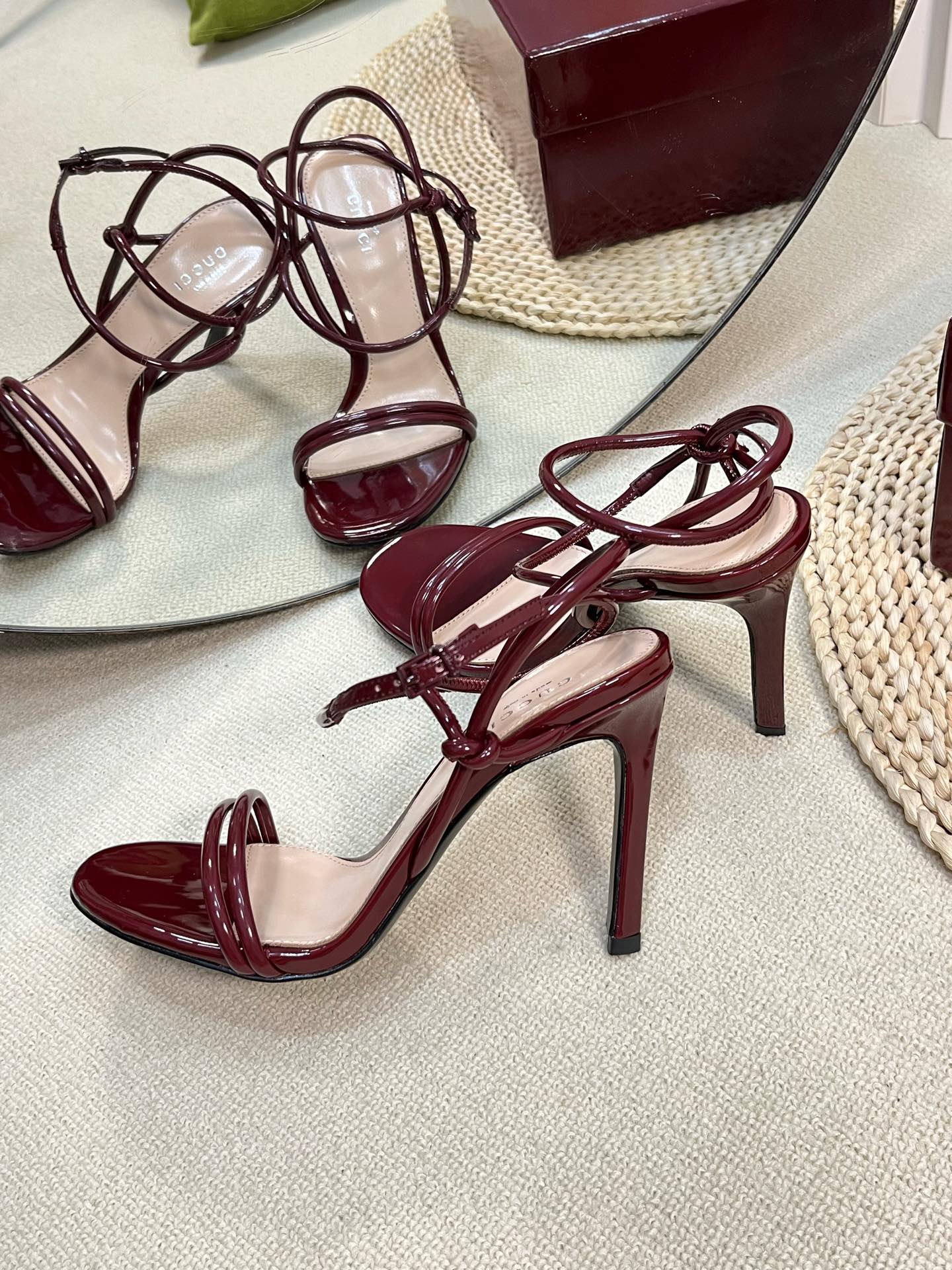 GUCCI HIGH SANDAL 10 CM IN BERRY RED GLOSSY CALFSKIN
