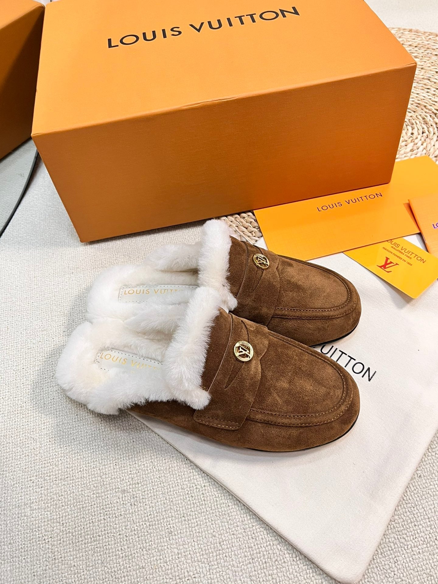 LOUIS VUITTON LV COSY FLAT COMFORT CLOG IN RUSSET BROWN SUEDE AND SHEARLING LINING