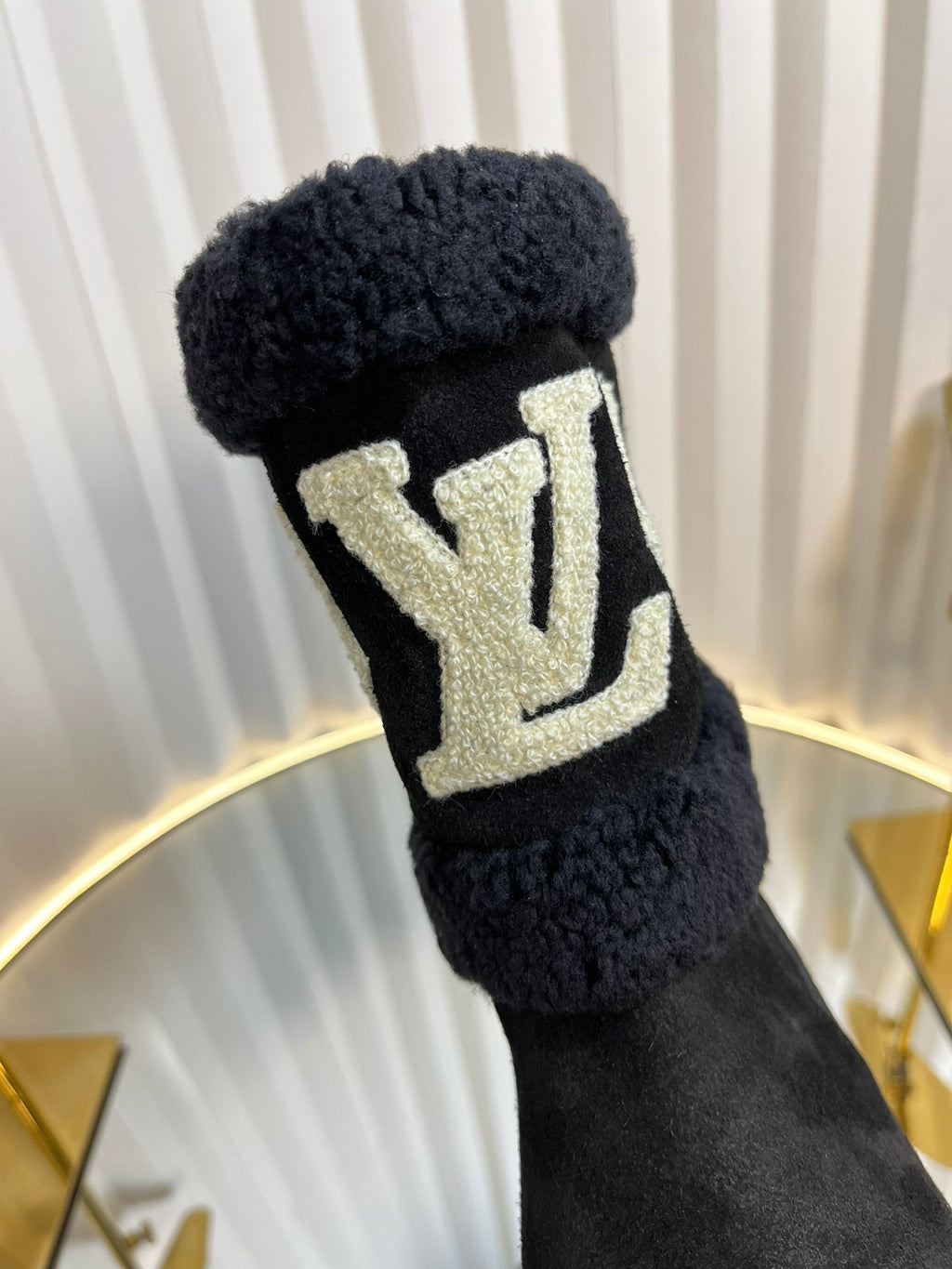 LOUIS VUITTON SNOWDROP FLAT ANKLE BOOTS IN BLACK SUEDE