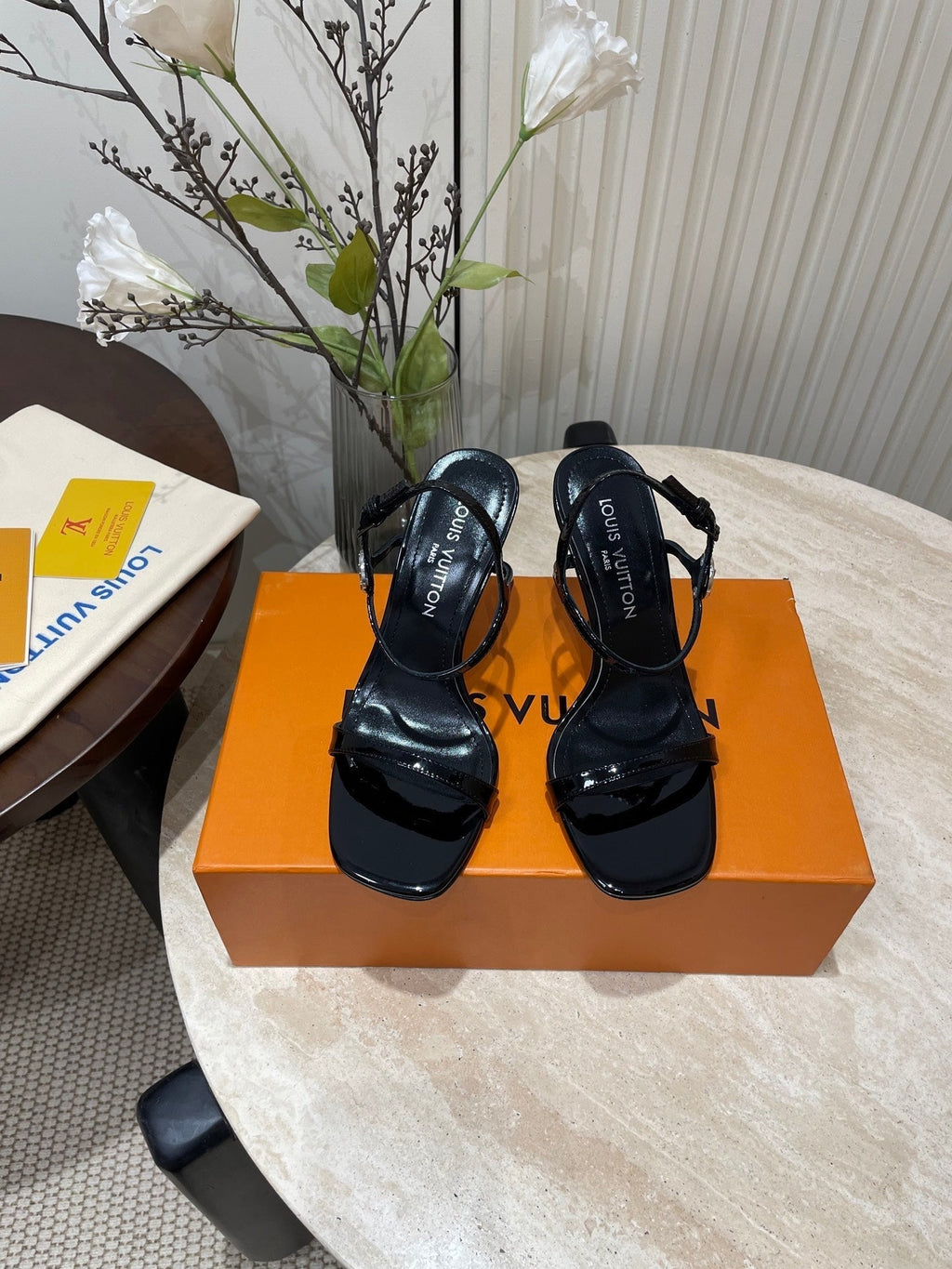 LOUIS VUITTON 6AM HIGH SANDAL 95 MM IN BLACK PATENT LAMBSKIN