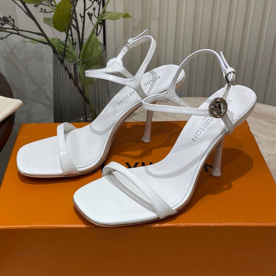 LOUIS VUITTON 6AM HIGH SANDAL 95 MM IN WHITE PATENT LAMBSKIN