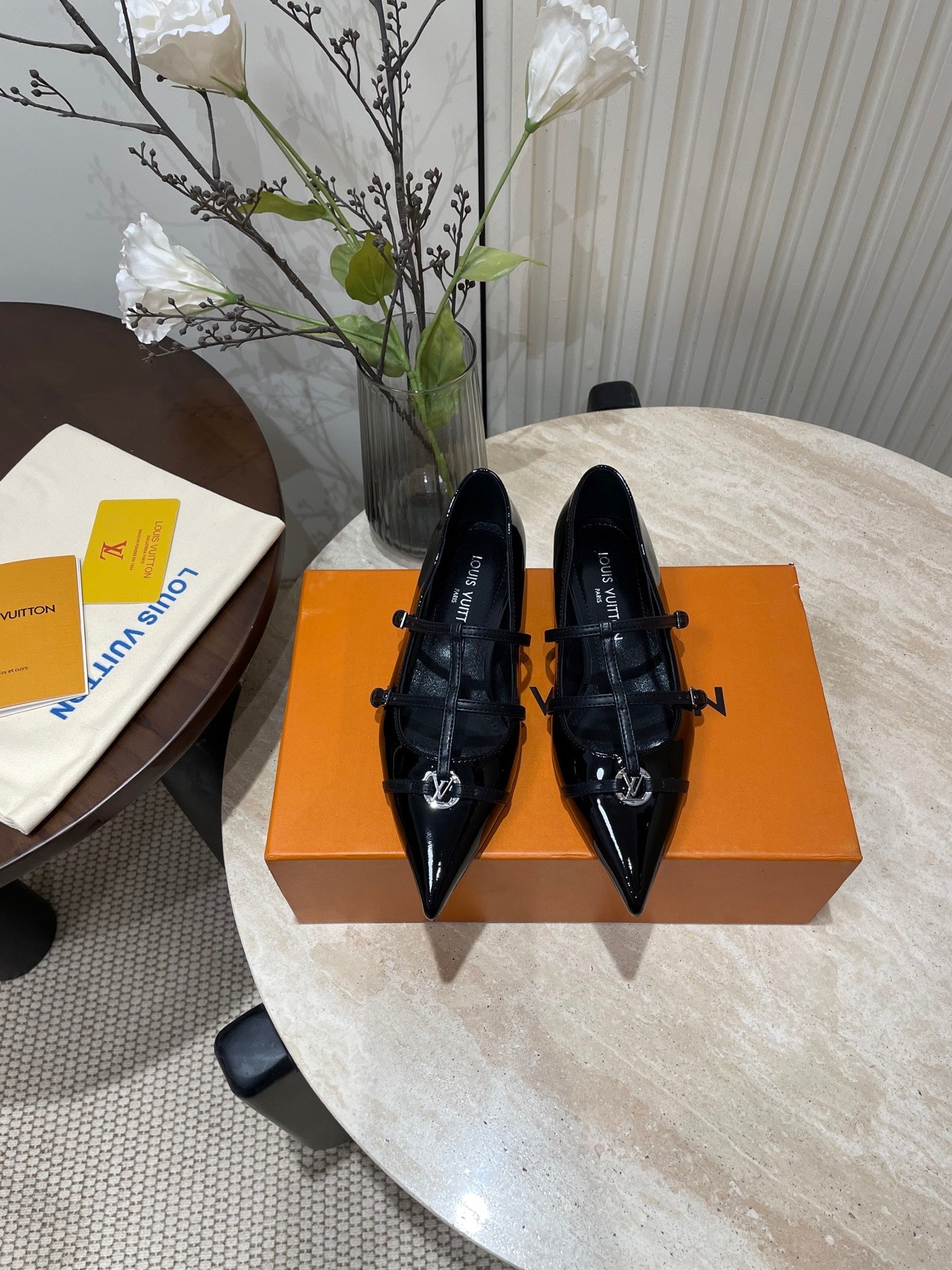 LOUIS VUITTON POINTED-TOE TRIPLE-STRAP BALLET FLAT IN BLACK PATENT CALFSKIN