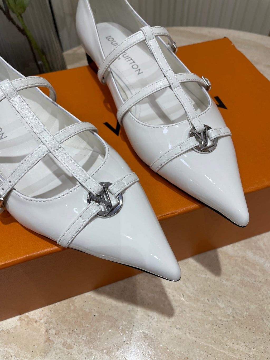LOUIS VUITTON POINTED-TOE TRIPLE-STRAP BALLET FLAT IN WHITE PATENT CALFSKIN