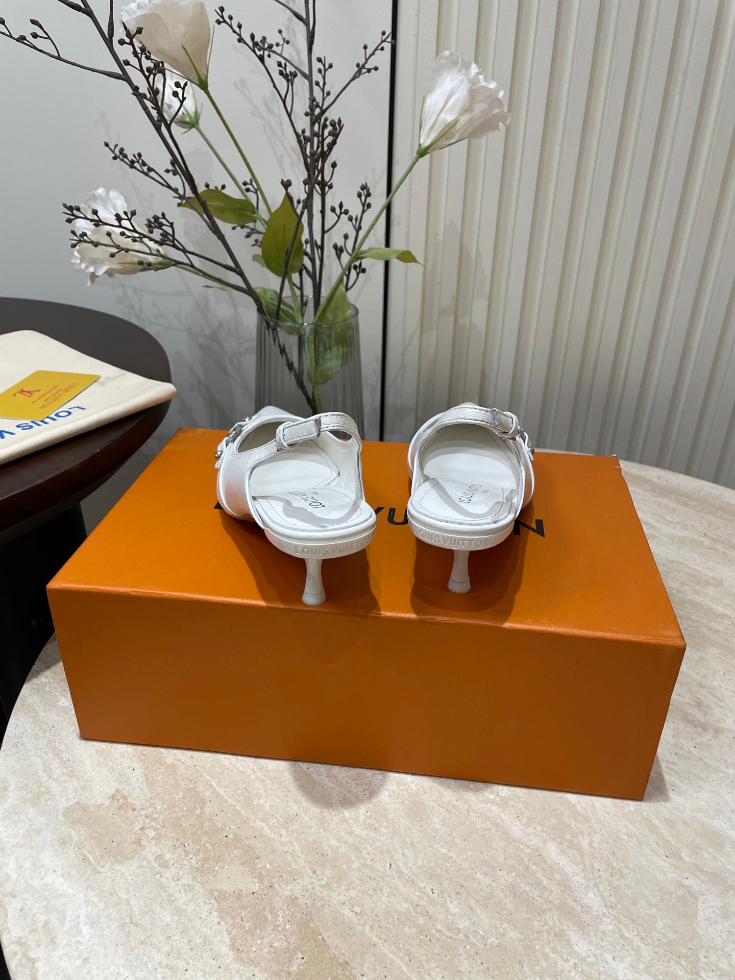 LOUIS VUITTON HIGH SLINGBACKS 5 CM IN WHITE CALFSKIN