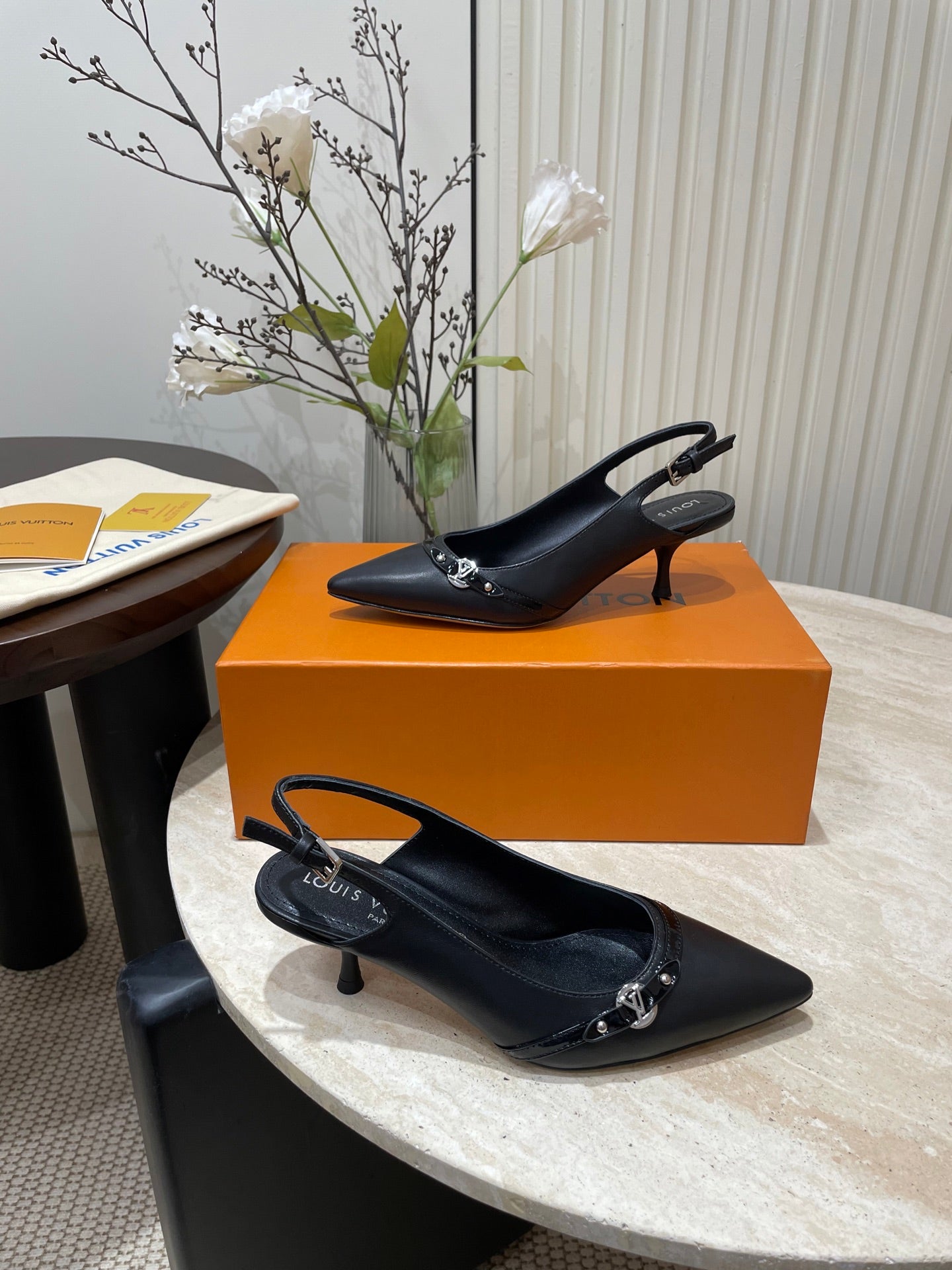 LOUIS VUITTON HIGH SLINGBACKS 5 CM IN BLACK CALFSKIN