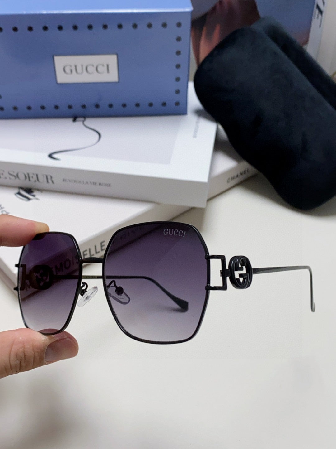 SQUARE FRAME SUNGLASSES 570217 IN METAL