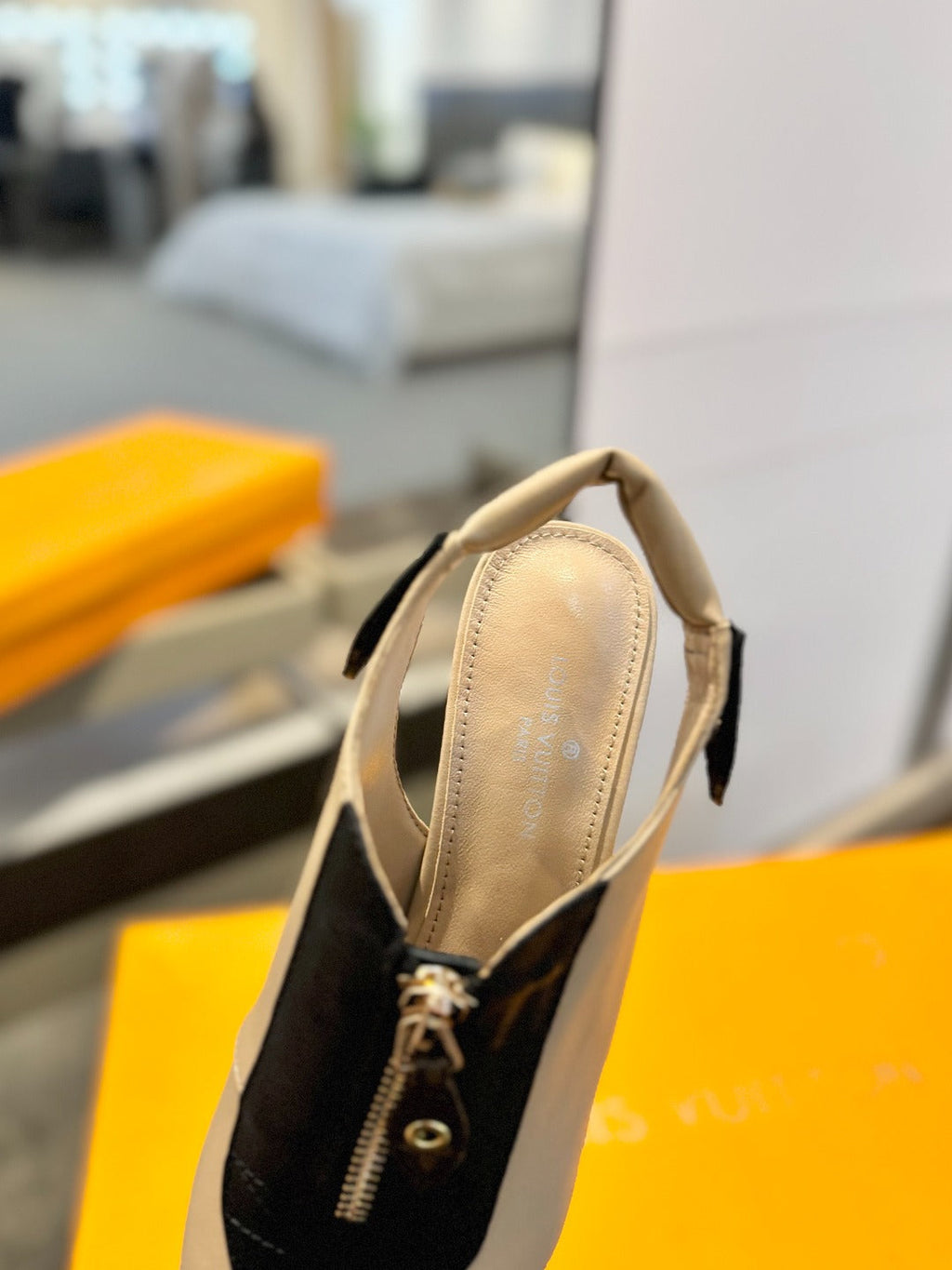 LOUIS VUITTON ALLURE HIGH 4.5 CM SLINGBACK IN SAND BROWN MIX BLACK CALFSKIN