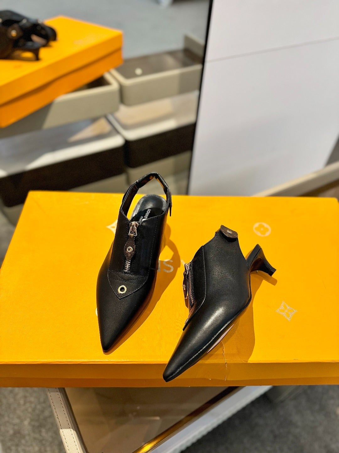 LOUIS VUITTON ALLURE HIGH 4.5 CM SLINGBACK IN BLACK MONOGRAM CALFSKIN