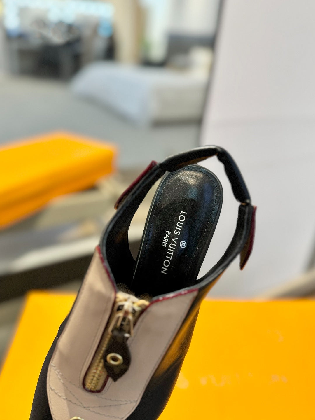 LOUIS VUITTON ALLURE HIGH 4.5 CM SLINGBACK IN BLACK MIX SAND BROWN CALFSKIN