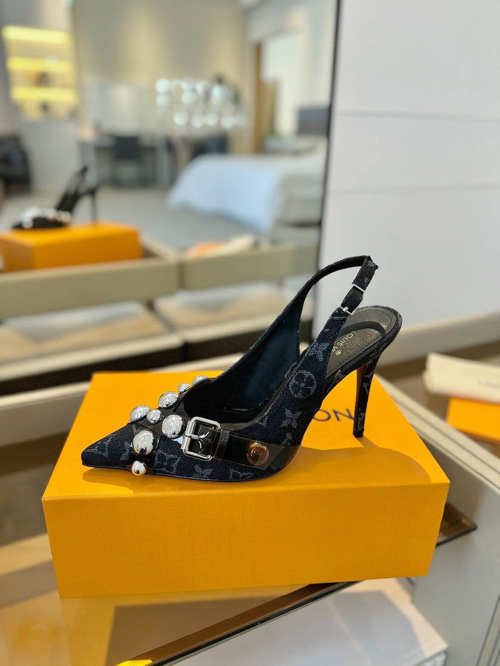 LOUIS VUITTON HIGH HEELS 95 MM IN BLACK MONOGRAM DENIM WITH CRYSTALS