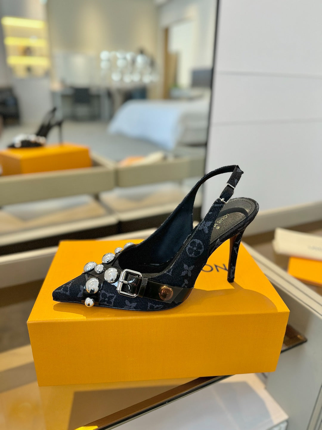 LOUIS VUITTON HIGH HEELS 95 MM IN BLACK MONOGRAM DENIM WITH CRYSTALS