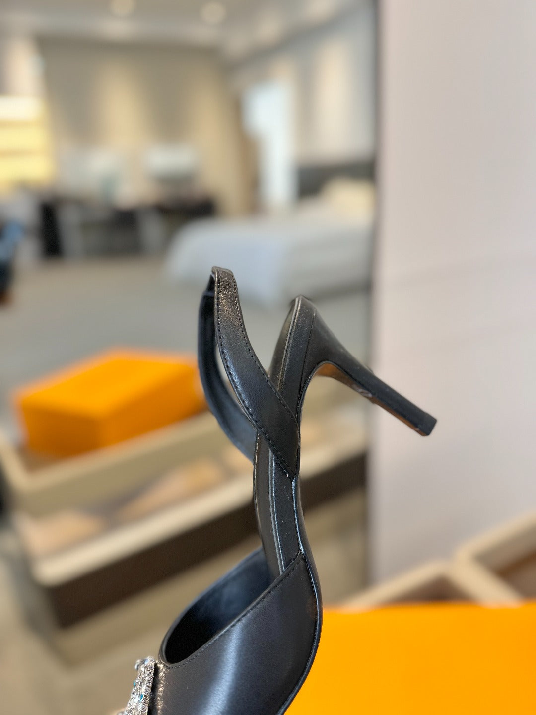 LOUIS VUITTON HIGH HEEL 75 MM SLINGBACK IN BLACK CALFSKIN WITH CRYSTAL