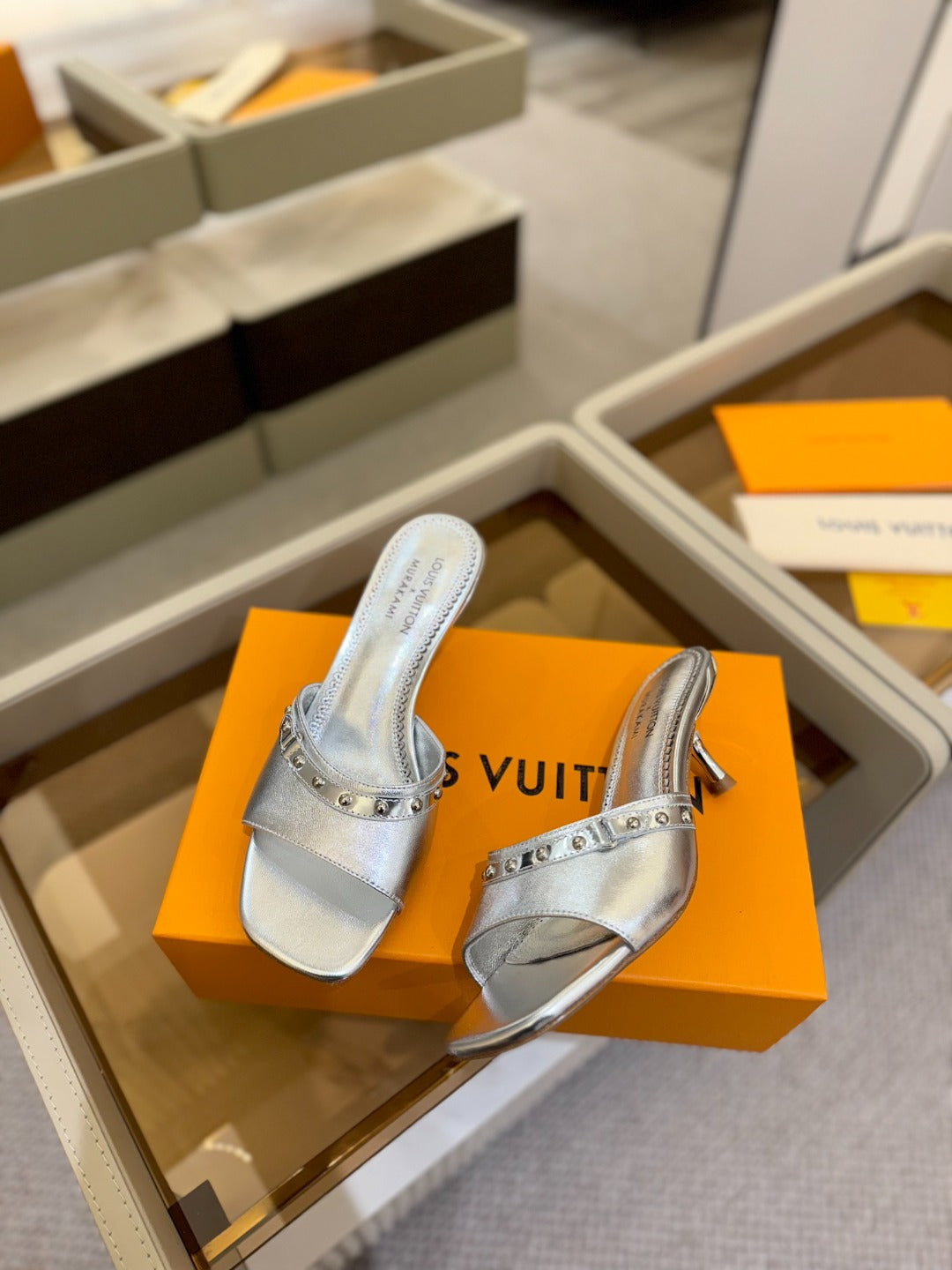 LOUIS VUITTON LV X TM 6AM HIGH 4 CM MULE IN SILVER CALFSKIN
