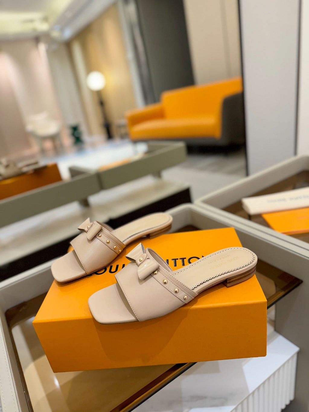 LOUIS VUITTON LV X TM 6AM FLAT MULE IN LINEN TAN CALFSKIN