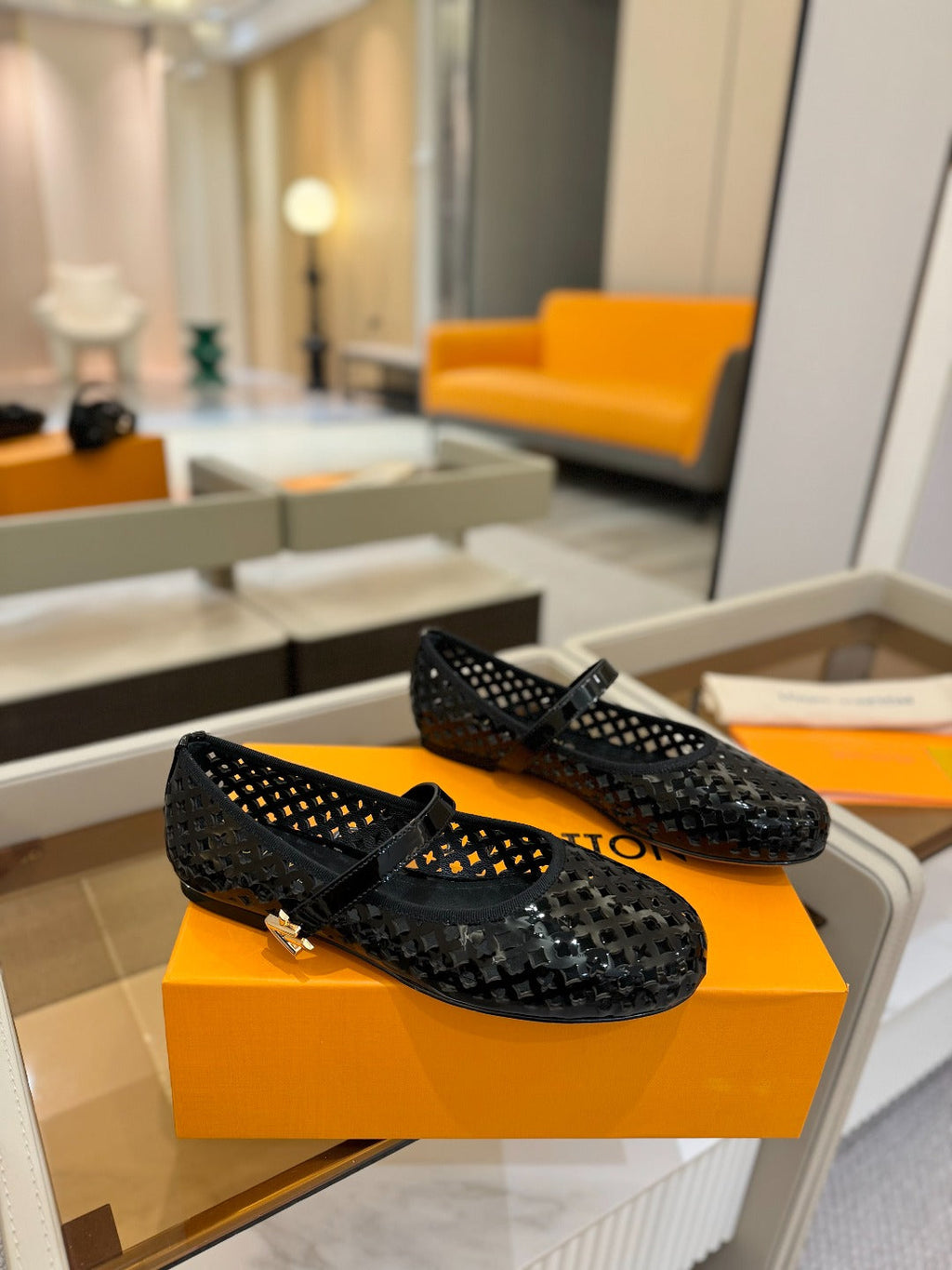 LOUIS VUITTON ROMY FLAT BALLERINA IN BLACK MESH PATENT CALFSKIN