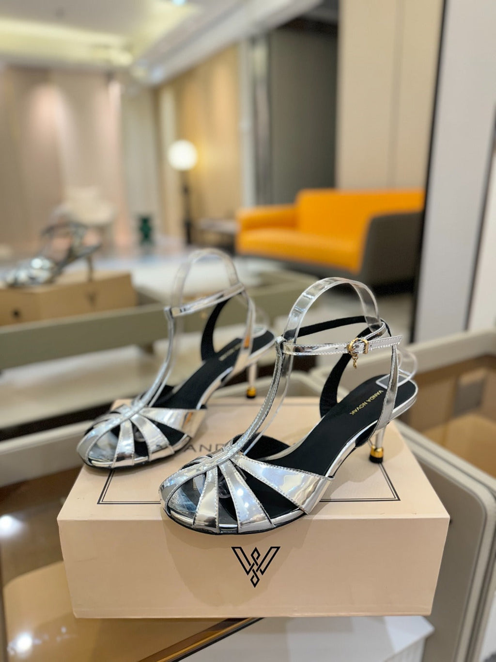 LOUIS VUITTON HIGH SANDALS 75 MM IN SILVER CALFSKIN