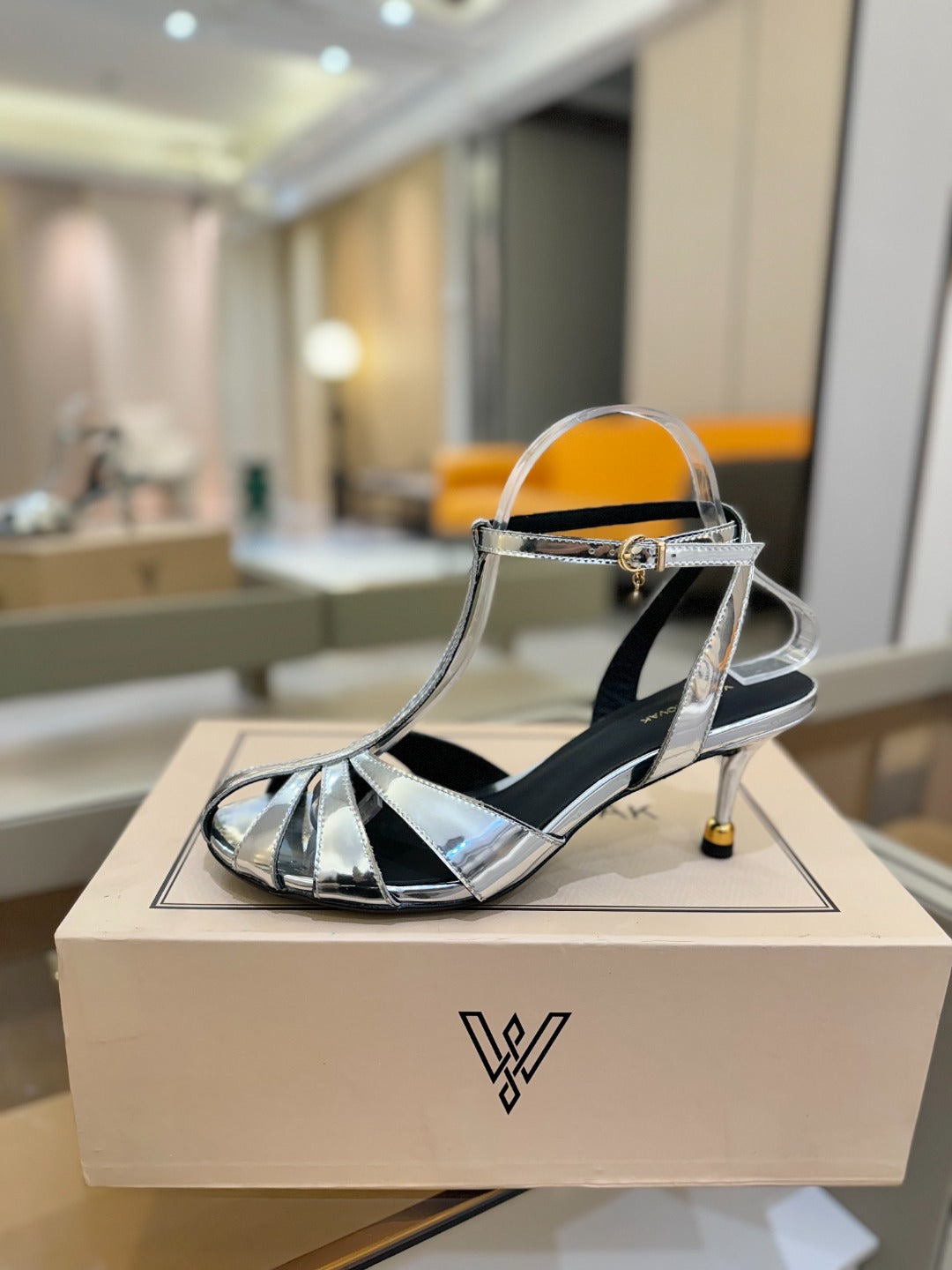 LOUIS VUITTON HIGH SANDALS 75 MM IN SILVER CALFSKIN