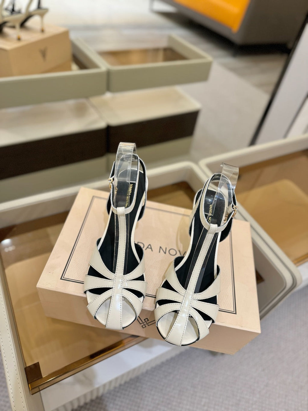 LOUIS VUITTON HIGH SANDALS 75 MM IN WHITE CALFSKIN