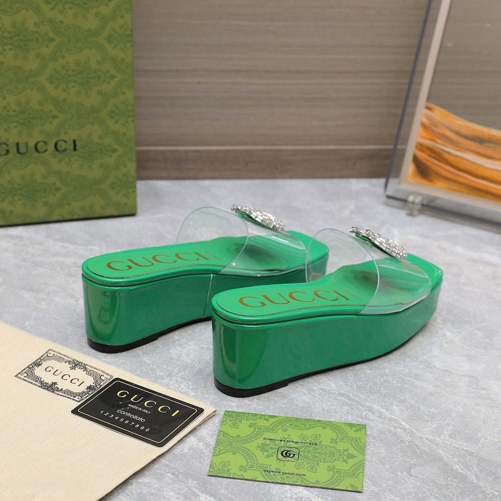 GUCCI HIGH WEDGE PLATFORM WITH DOUBLE G IN GREEN GLOSSY CALFSKIN