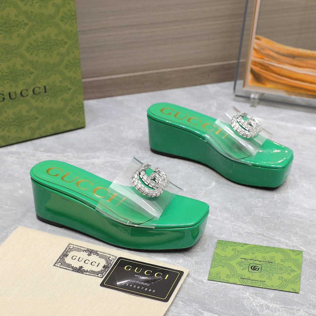 GUCCI HIGH WEDGE PLATFORM WITH DOUBLE G IN GREEN GLOSSY CALFSKIN