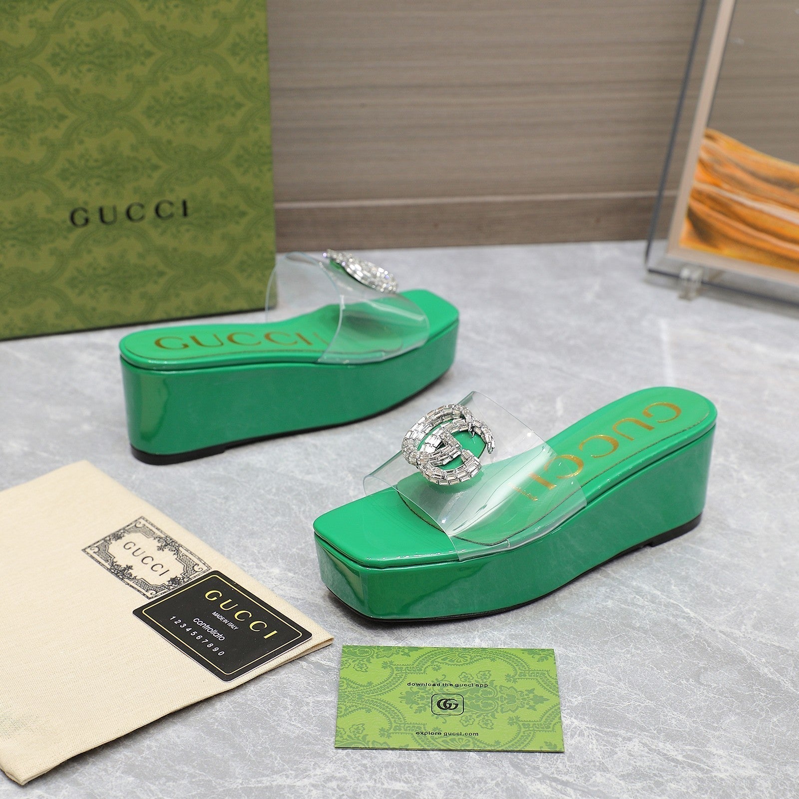 GUCCI HIGH WEDGE PLATFORM WITH DOUBLE G IN GREEN GLOSSY CALFSKIN