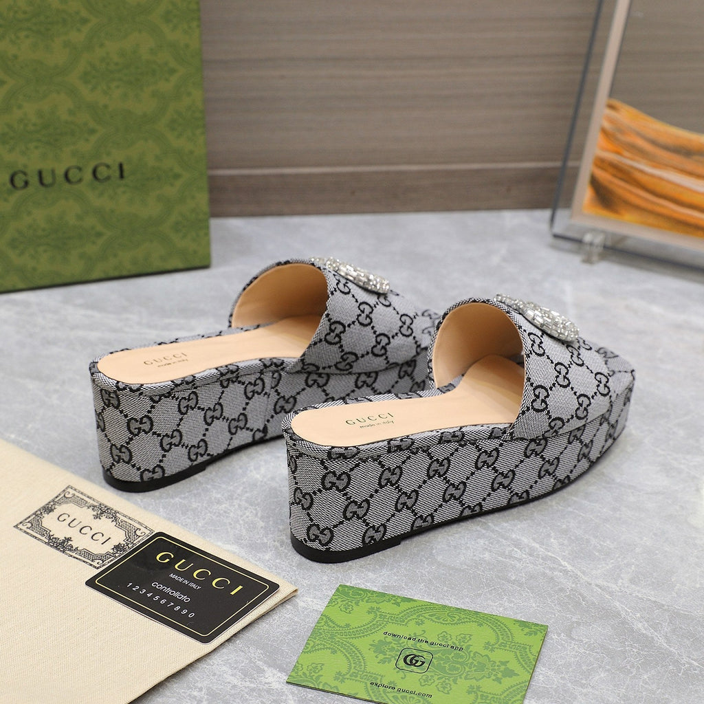 GUCCI HIGH WEDGE PLATFORM WITH DOUBLE G IN GRAY CANVAS