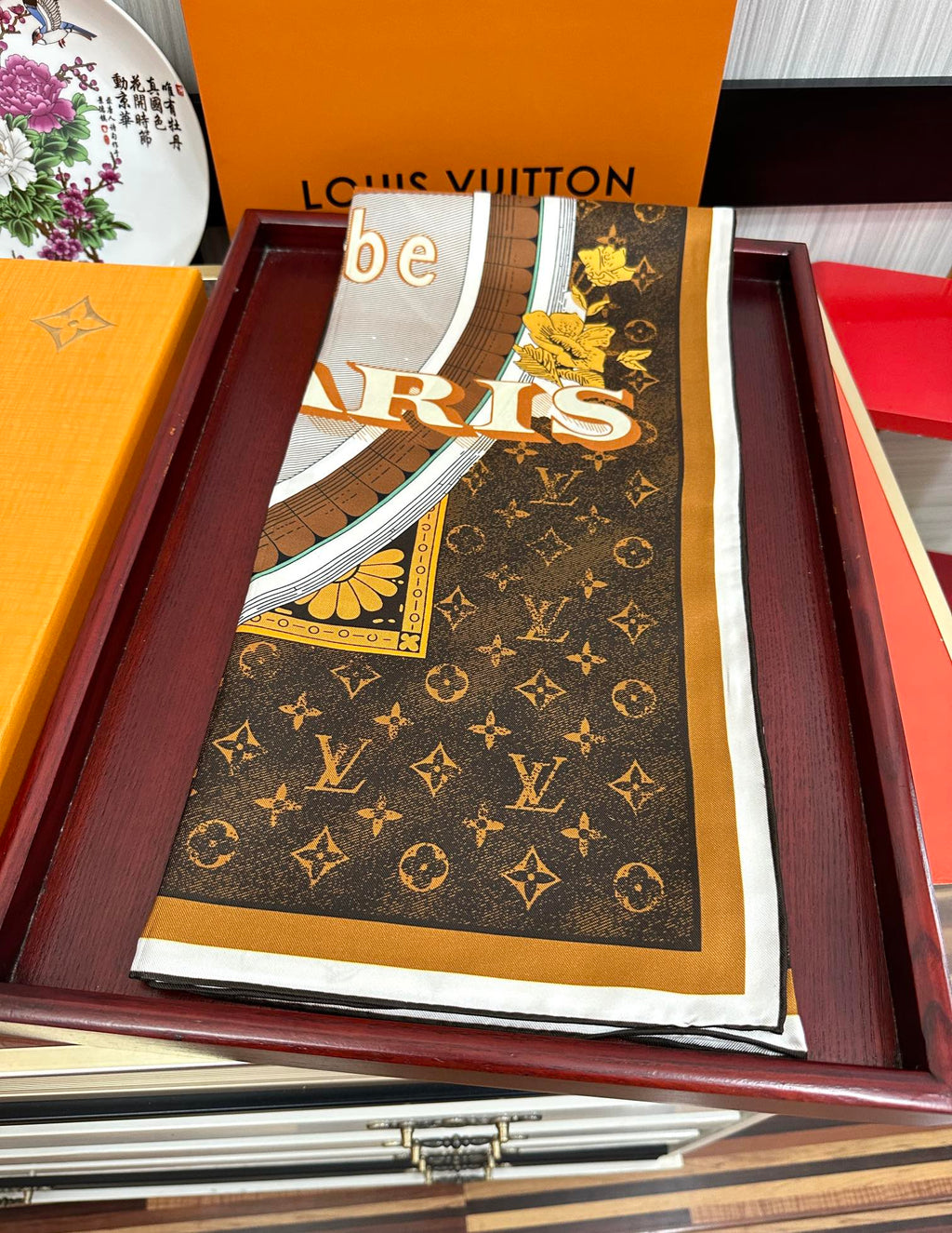 LOUIS VUITTON LV SCARF 90 CM IN SILK 730534