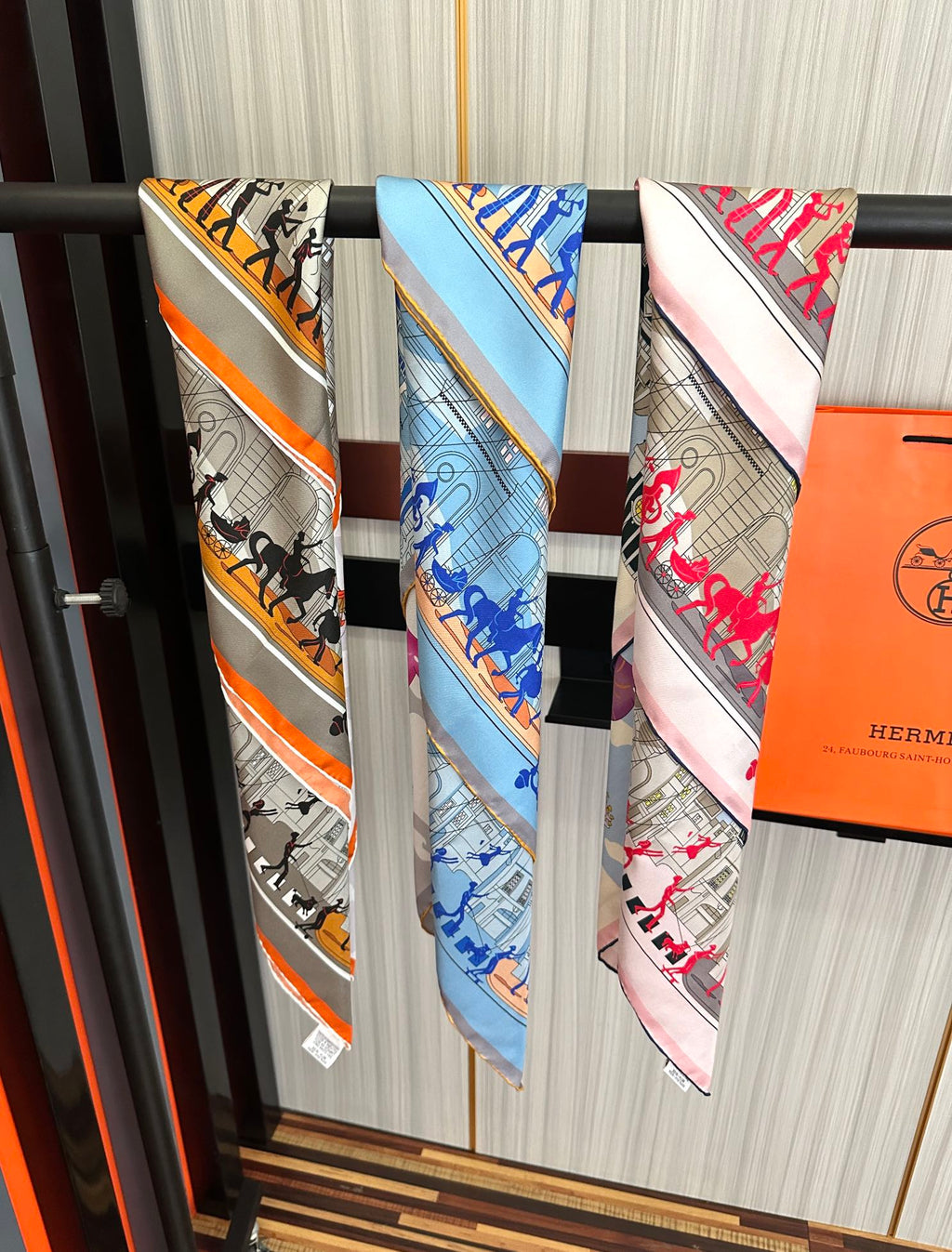 HERMES HERMES 25S SCARF 90 IN SILK 730548