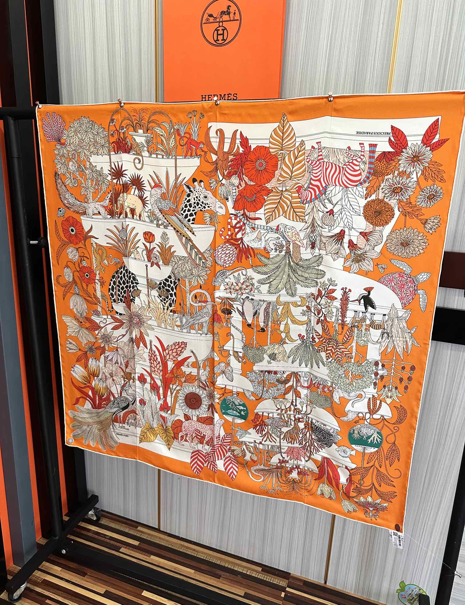 HERMES HERMES 25S SCARF 90 IN SILK 735740