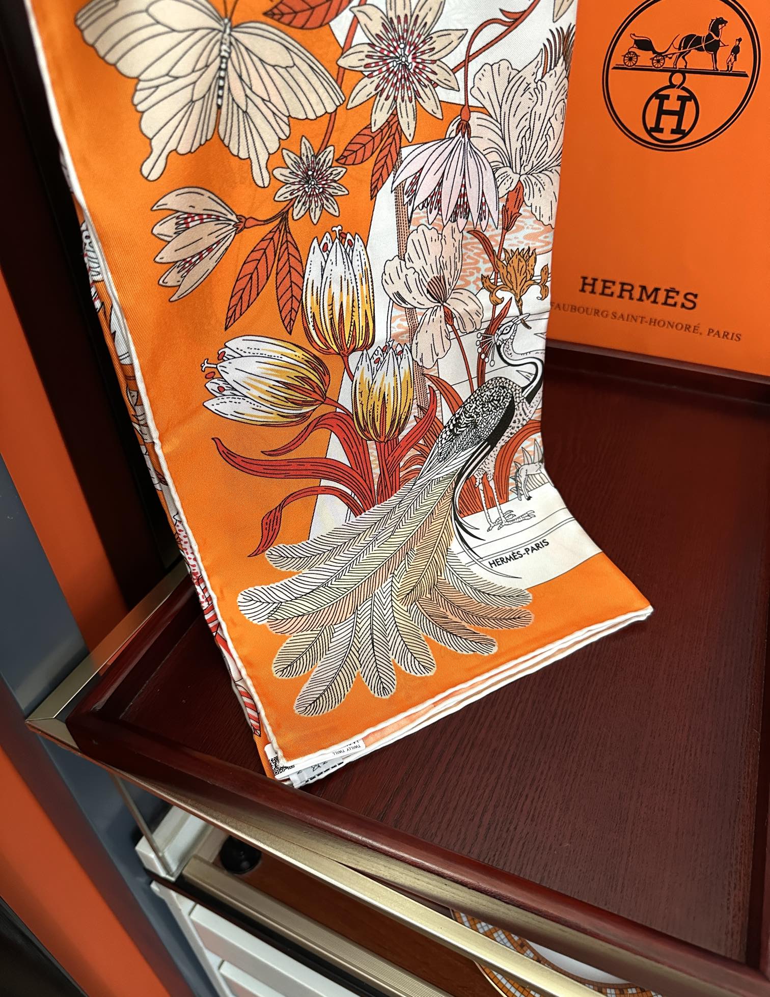 HERMES HERMES 25S SCARF 90 IN SILK 735740