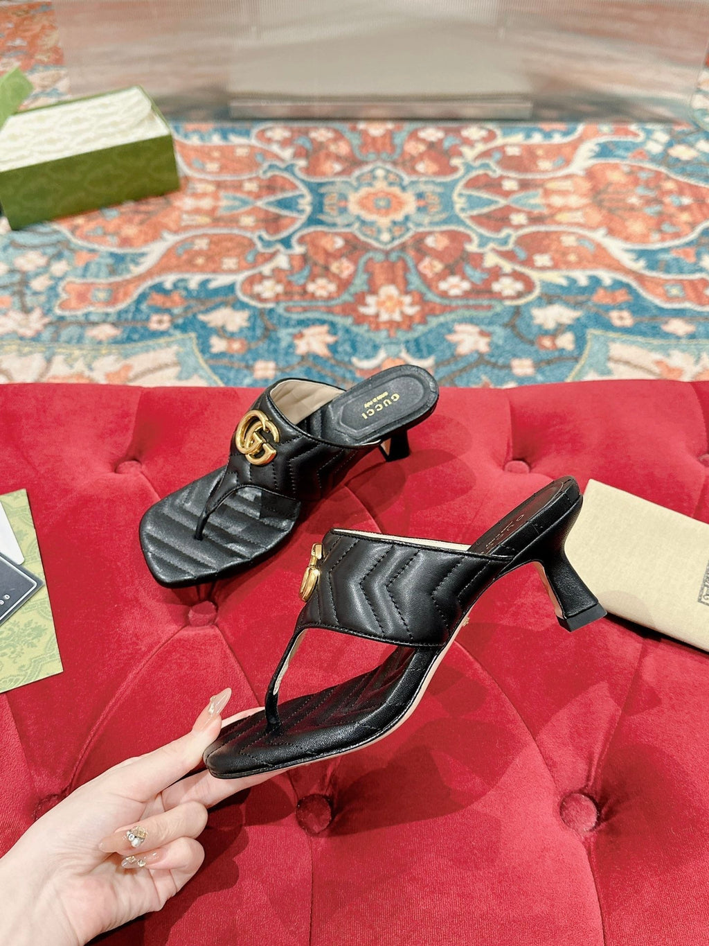 GUCCI HIGH THONG MULE 55MM IN BLACK CALFSKIN WITH GOLD HARDWARE