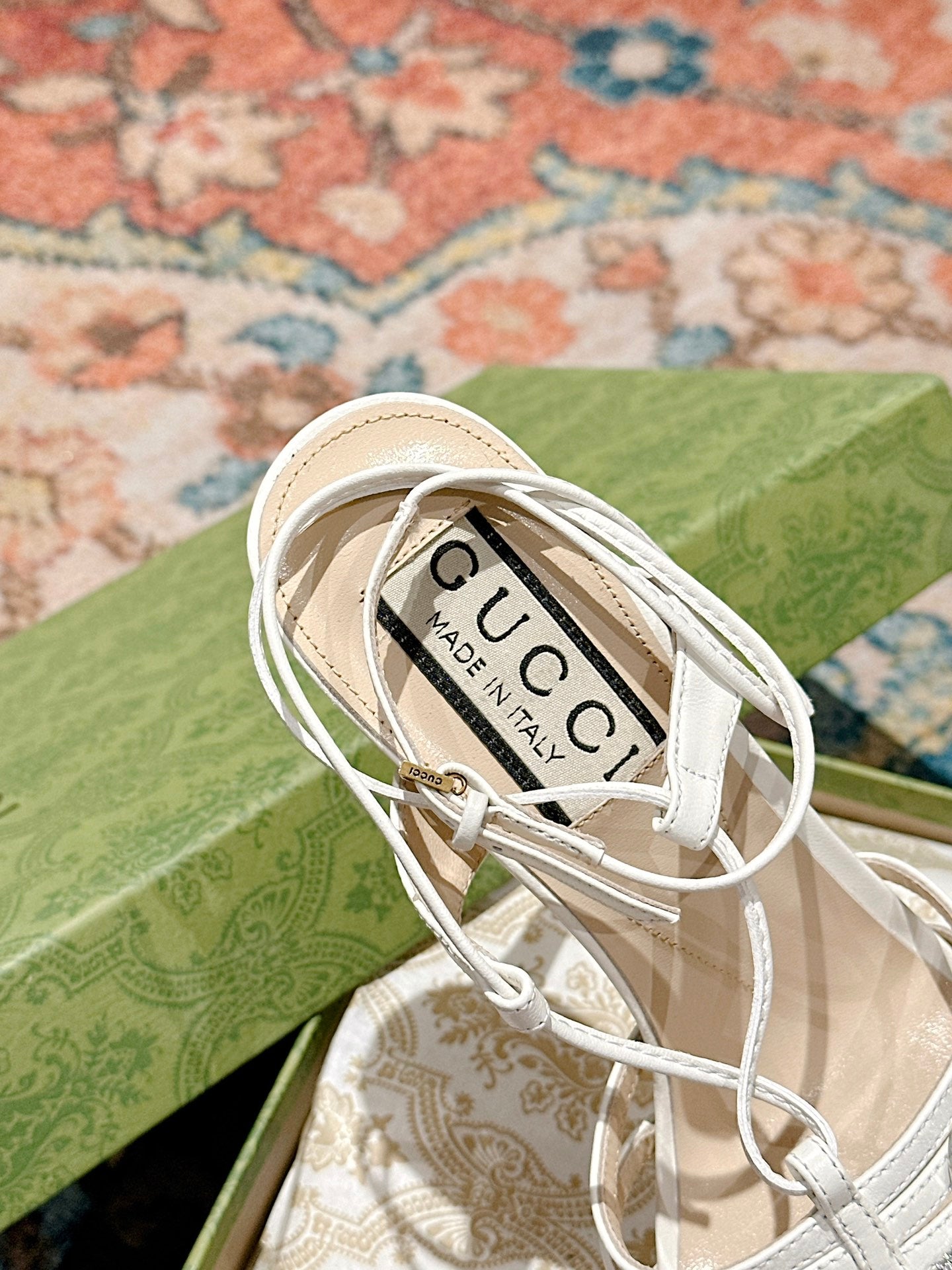 GUCCI CRYSTAL HORSEBIT SANDAL WHITE LAMBSKIN