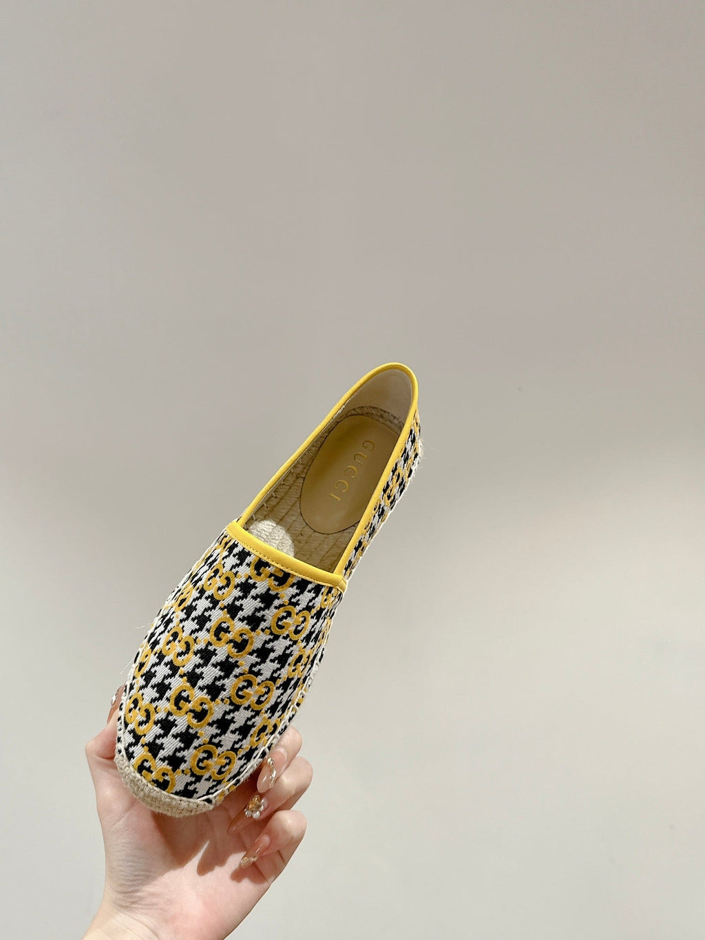 GUCCI ESPADRILLE LOAFER LEMON AND BLACK CANVAS
