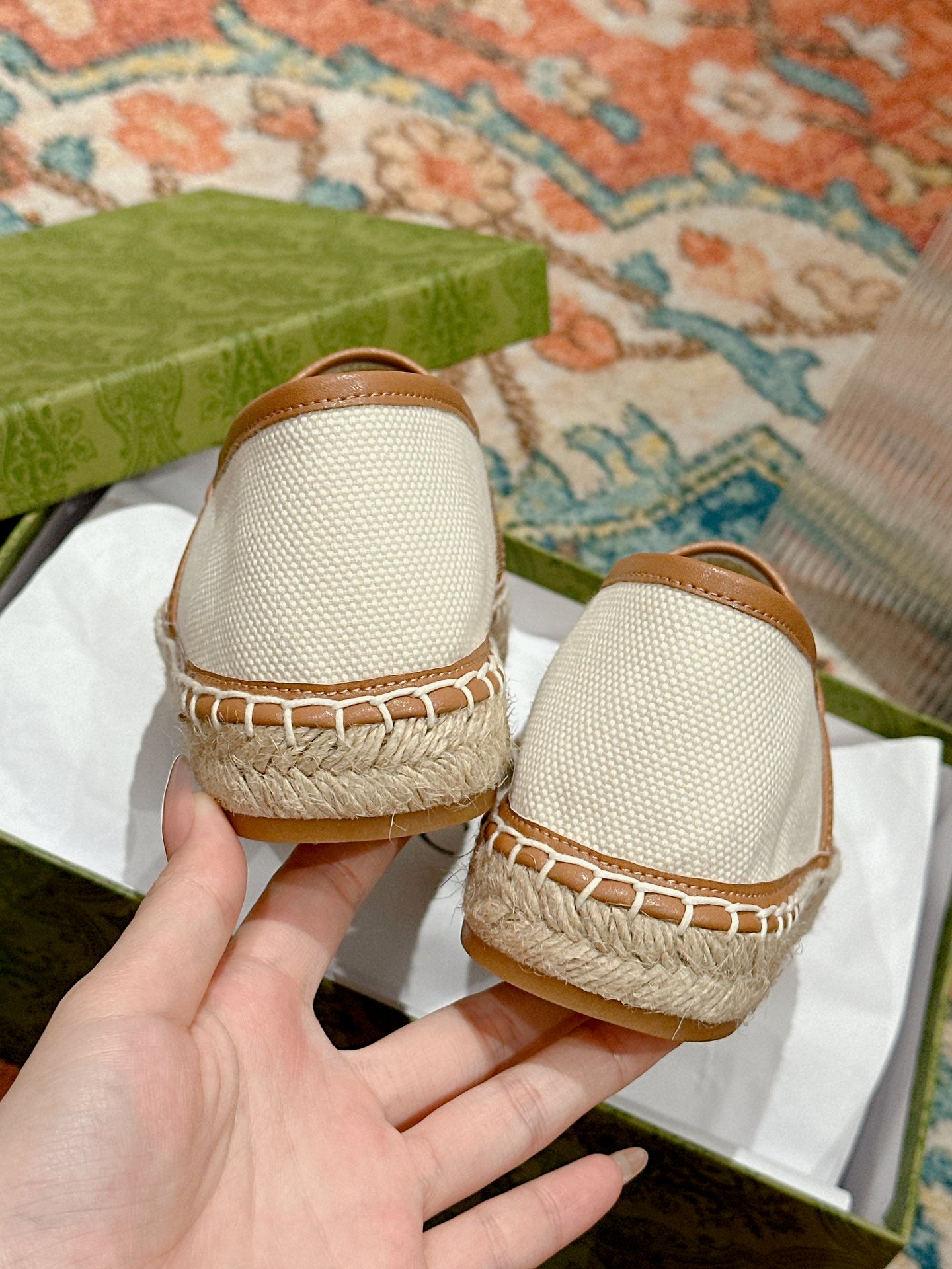 GUCCI ESPADRILLES SLIP - ON WHITE CANVAS