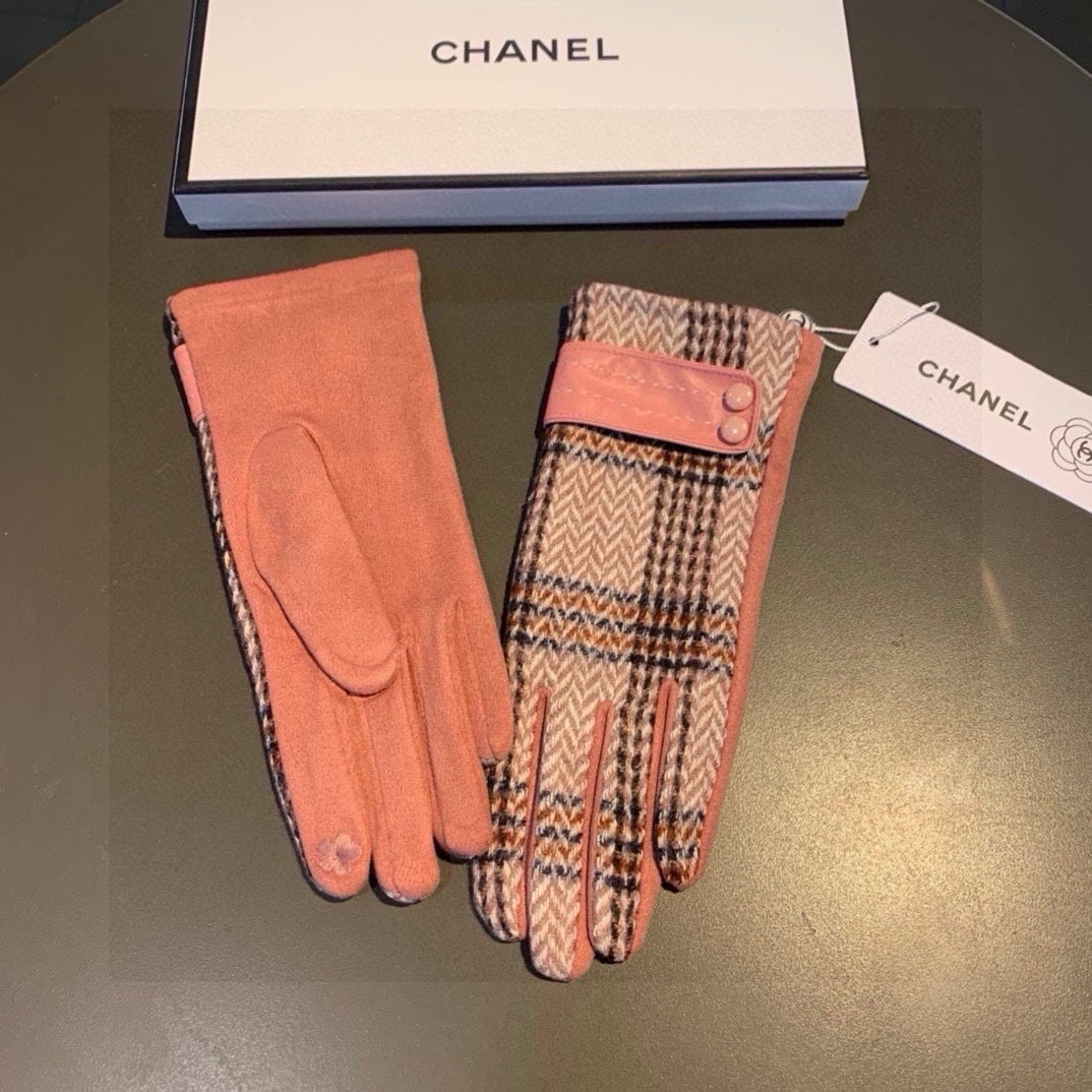 CHANEL GLOVES IN COLORFUL WOOL 429244