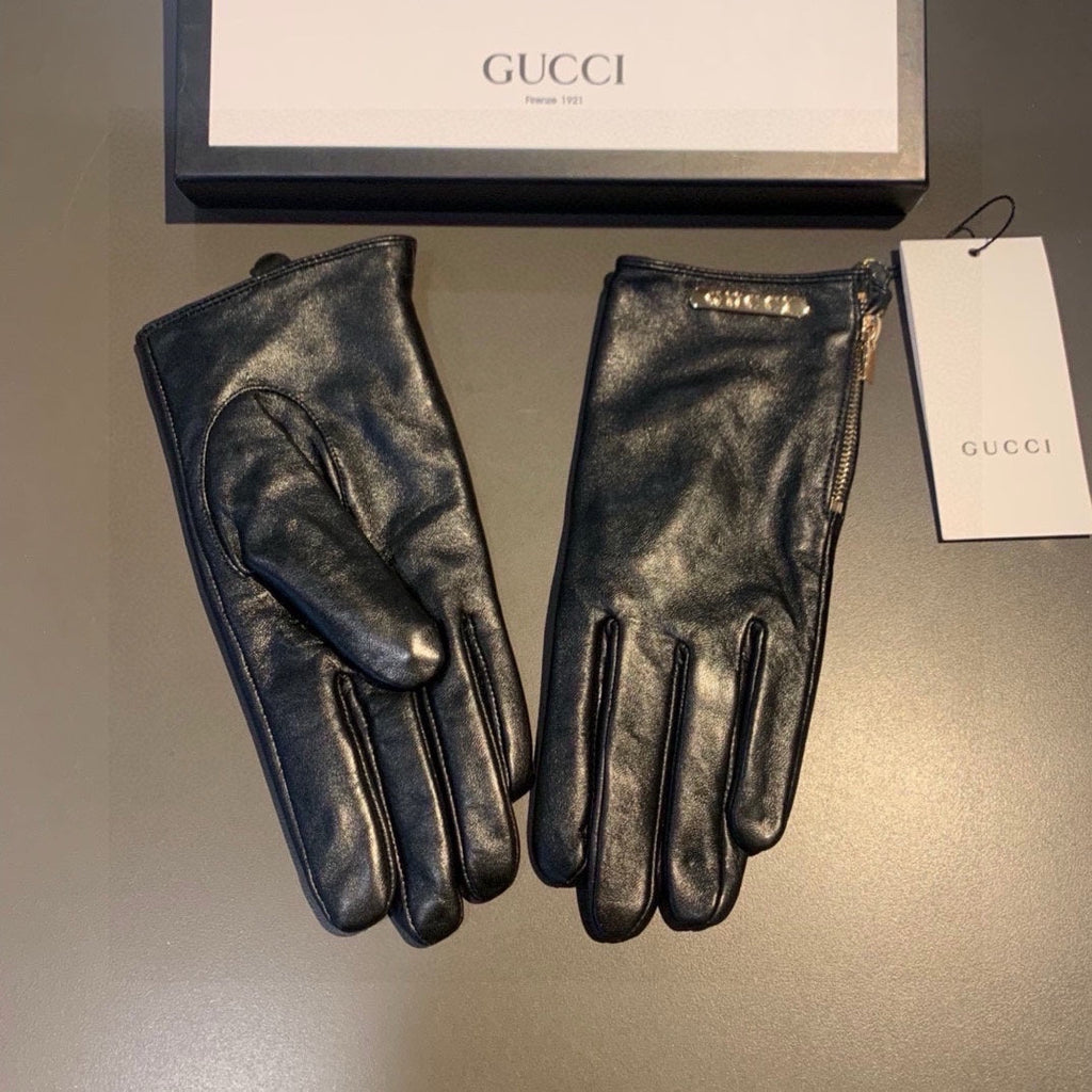 GUCCI TOUCHSCREEN GLOVES WITH SIDE ZIPPER IN BLACK LAMBSKIN 456311