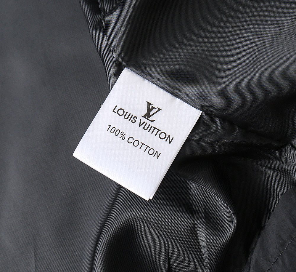 LOUIS VUITTON LV HOODED JACKET BLACK 239047