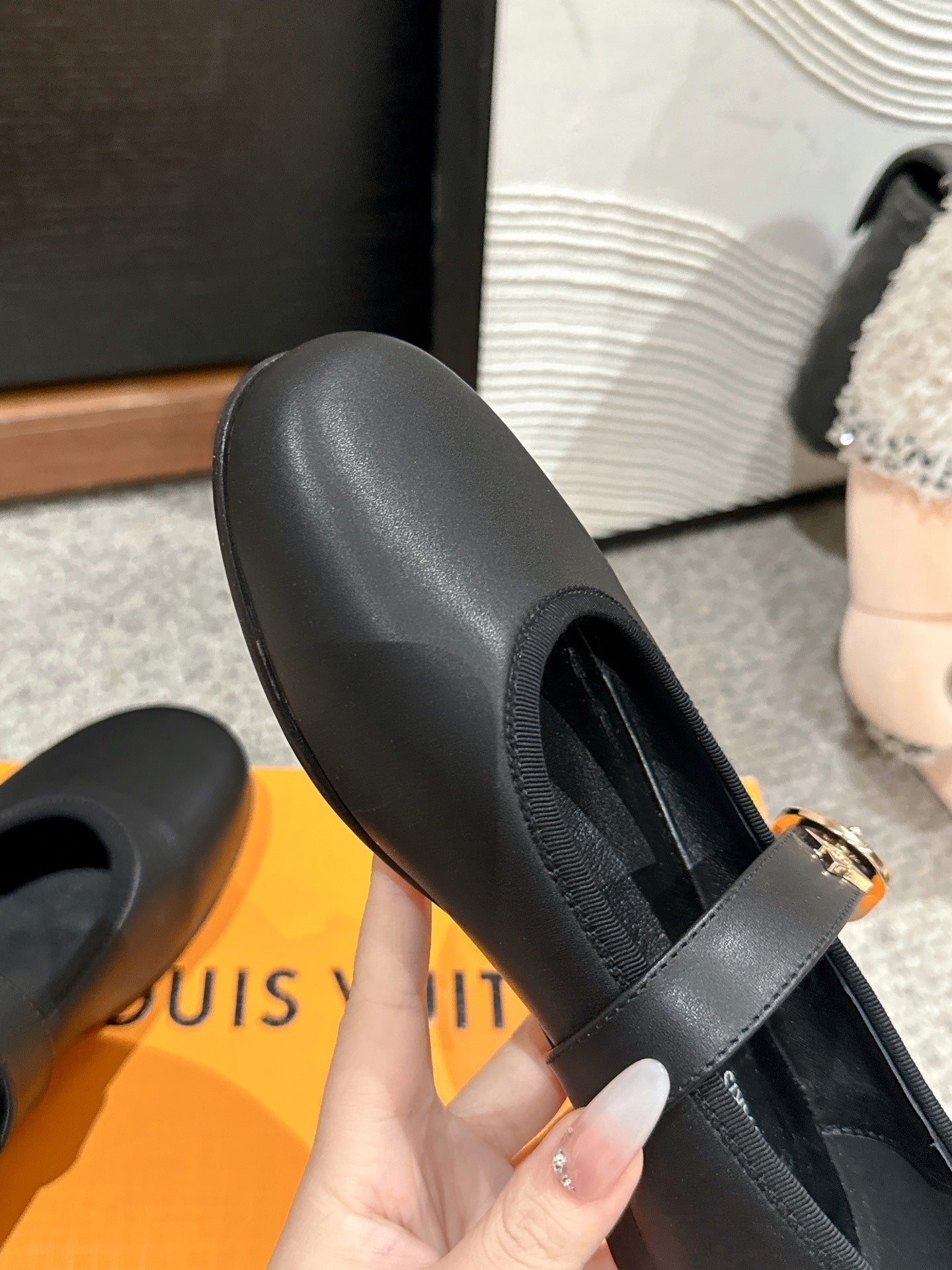 LOUIS VUITTON MARY JANE SHOES IN BLACK SHEEPSKIN