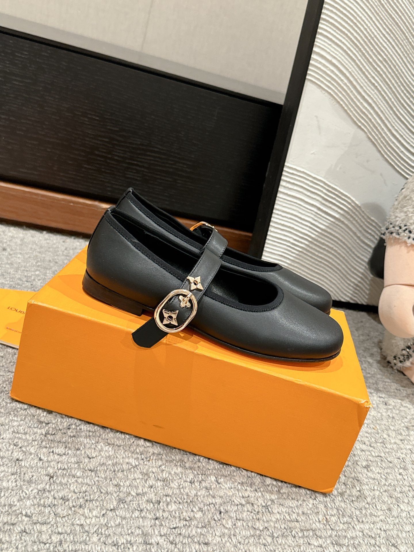 LOUIS VUITTON MARY JANE SHOES IN BLACK SHEEPSKIN